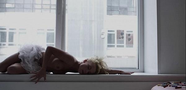  Blonde babe Julia Reutova arousing us in this erotic HD video